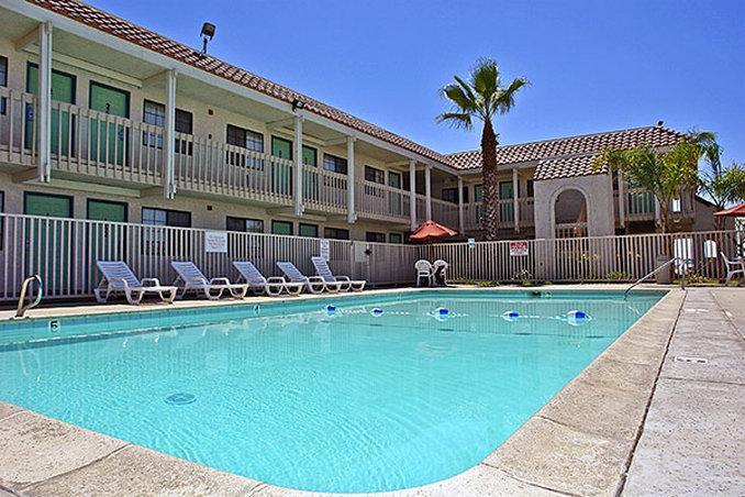 Vagabond Inn Buttonwillow North I-5 Dış mekan fotoğraf