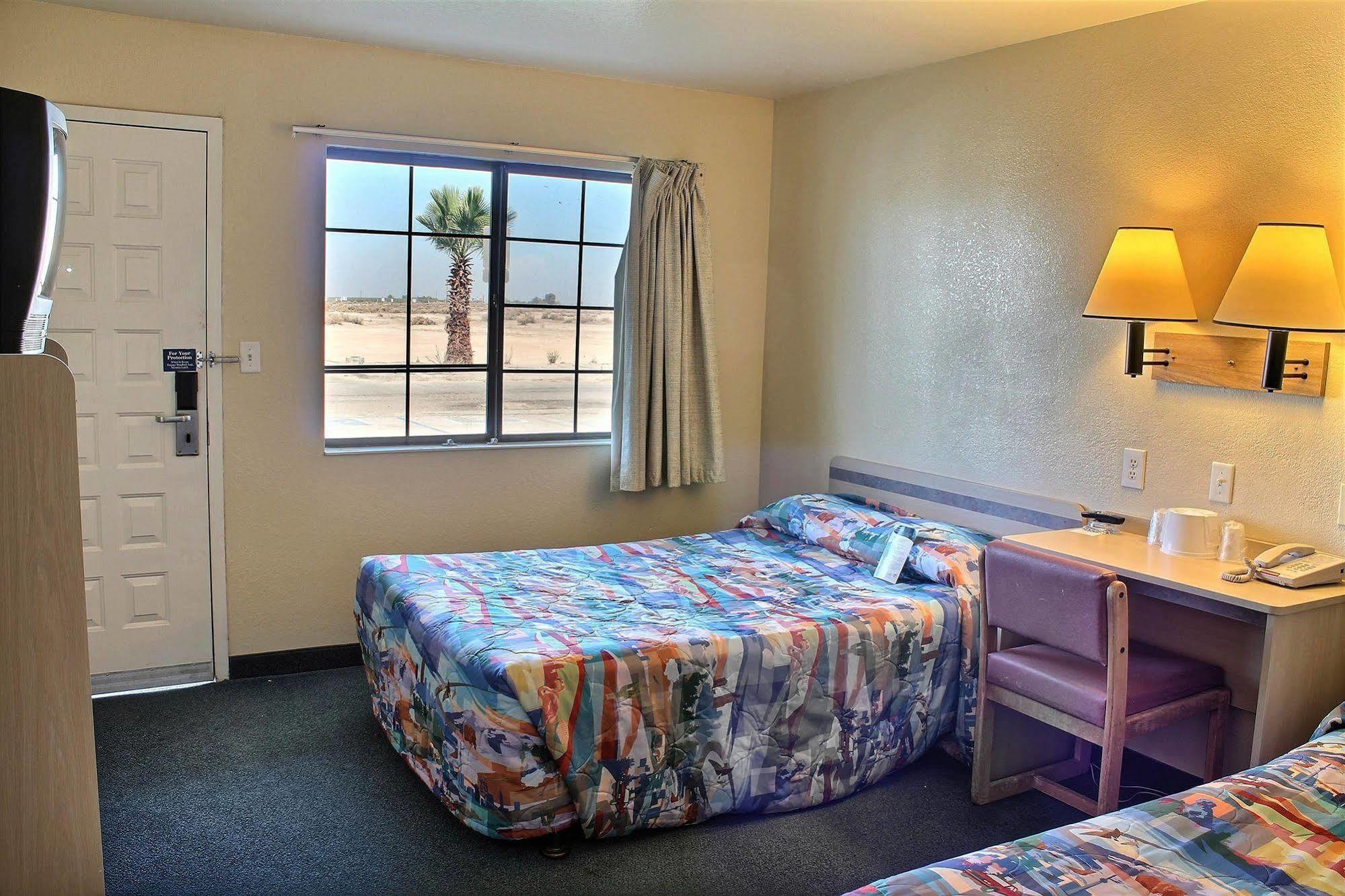 Vagabond Inn Buttonwillow North I-5 Dış mekan fotoğraf